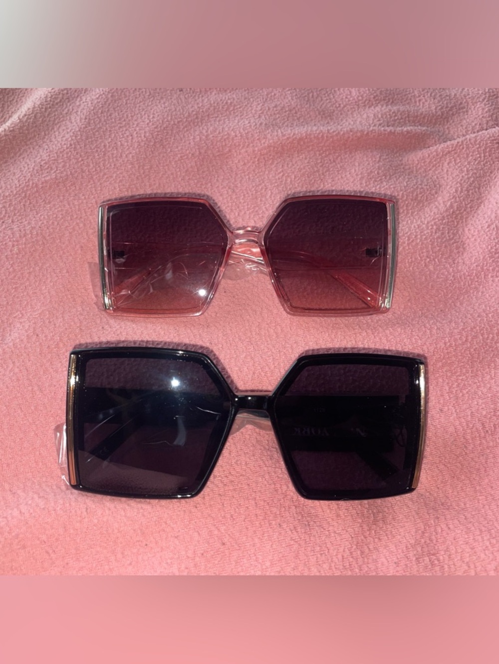 Oversized Hexagon Women's Sunglasses - Pink and Black